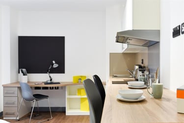 1 bed studio, Great Patrick Street, Holylands, Belfast, BT12LT - Image 14